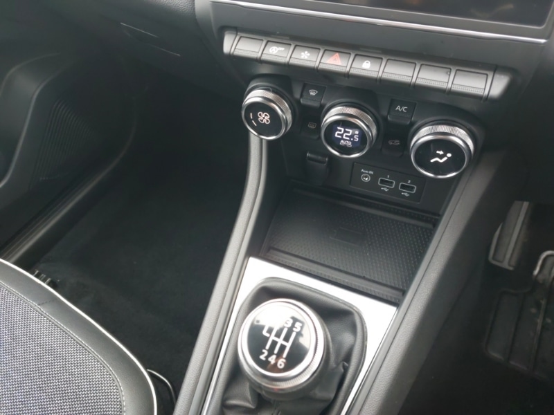 Used Renault Captur 2022 for sale - 76556168: Photo 14