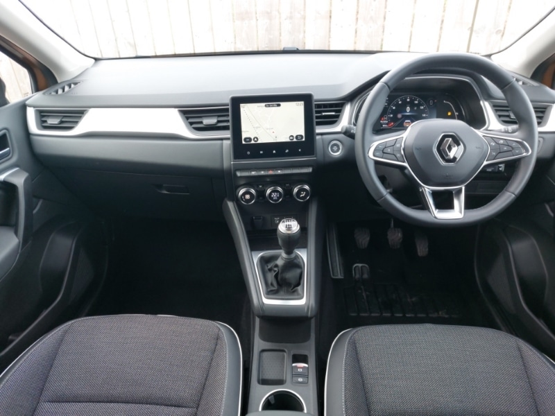 Used Renault Captur 2022 for sale - 76556168: Photo 2