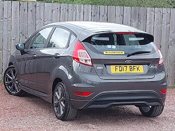 Used Ford Fiesta 2017 for sale - 78490440: Photo
