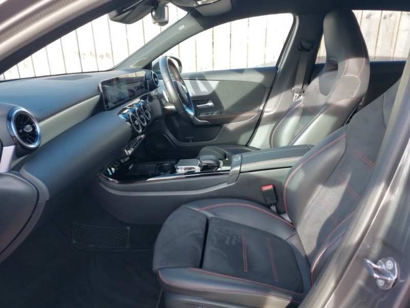 Used Mercedes-Benz A-Class 2019 for sale - 76579389: Photo 5