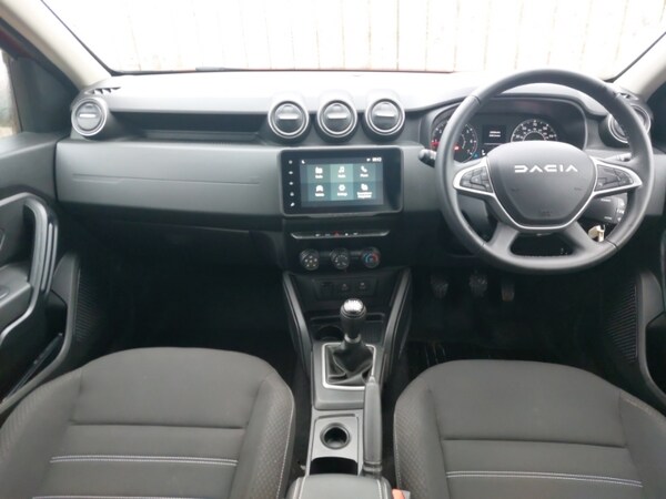 Used Dacia Duster 2023 for sale - 76275790: Photo 2