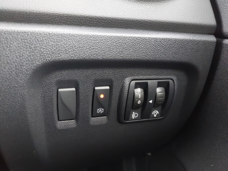 Used Renault Captur 2018 for sale - 77304359: Photo 18