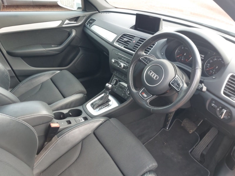 Used Audi Q3 2018 for sale - 76893445: Photo 13