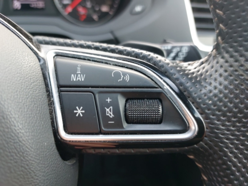 Used Audi Q3 2018 for sale - 76893445: Photo 16