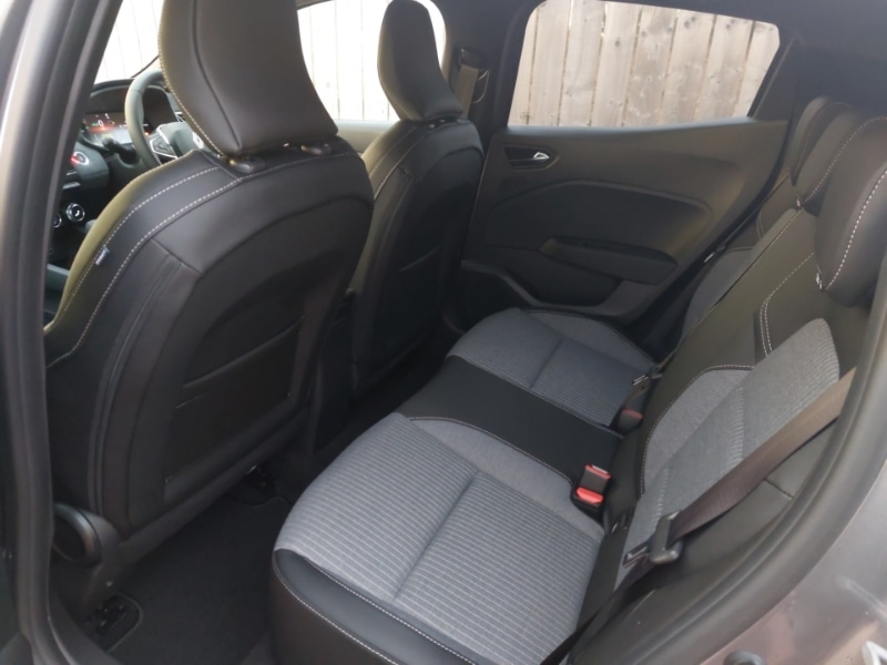 Used Renault Clio 2025 for sale - 77028556: Photo 6