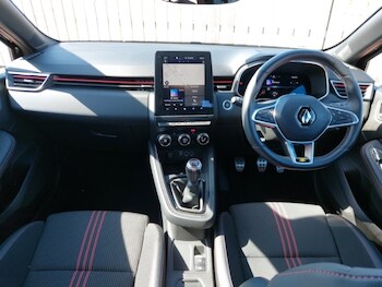 Used Renault Clio 2023 for sale - 78342789: Photo
