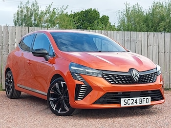 Used Renault Clio 2024 for sale - 78747202: Photo