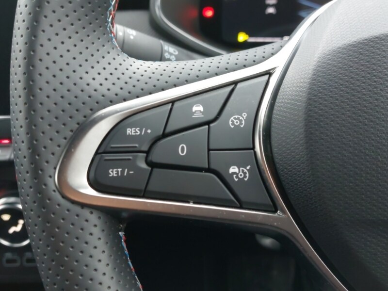 Used Renault Clio 2025 for sale - 77652185: Photo 18