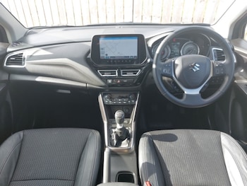 Used Suzuki SX4 S-Cross 2024 for sale - 76116390: Photo 2