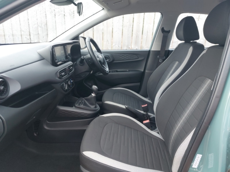 Used Hyundai i10 2022 for sale - 76695756: Photo 5