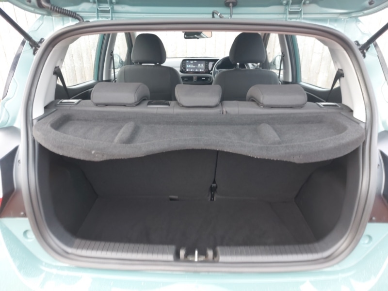 Used Hyundai i10 2022 for sale - 76695756: Photo 8