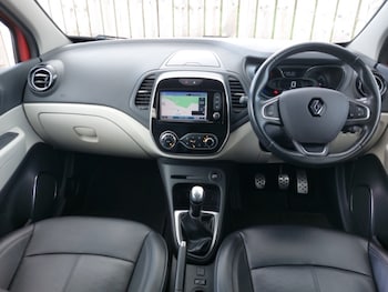 Used Renault Captur 2019 for sale - 78567985: Photo