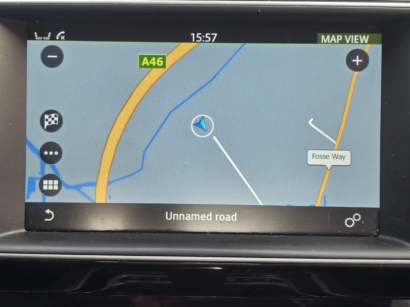 Used Jaguar XE 2015 for sale - 76573364: Photo 2