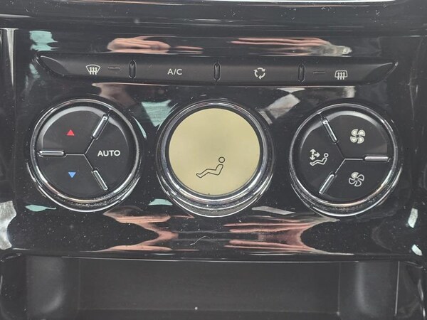 Used DS Automobiles DS 3 2017 for sale - 73473426: Photo 19