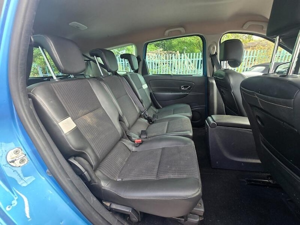 Used Renault Grand Scenic 2015 for sale - 75268333: Photo 22