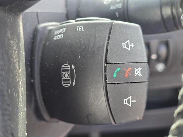 Used Renault Grand Scenic 2015 for sale - 75268333: Photo 28