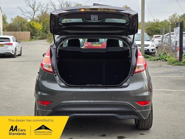 Used Ford Fiesta 2015 for sale - 76239241: Photo 10
