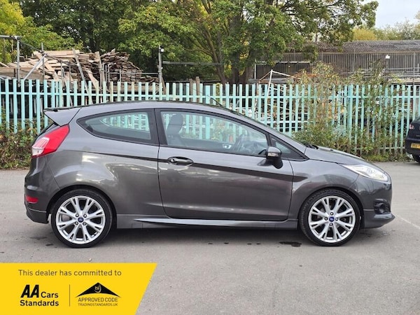 Used Ford Fiesta 2015 for sale - 76239241: Photo 12