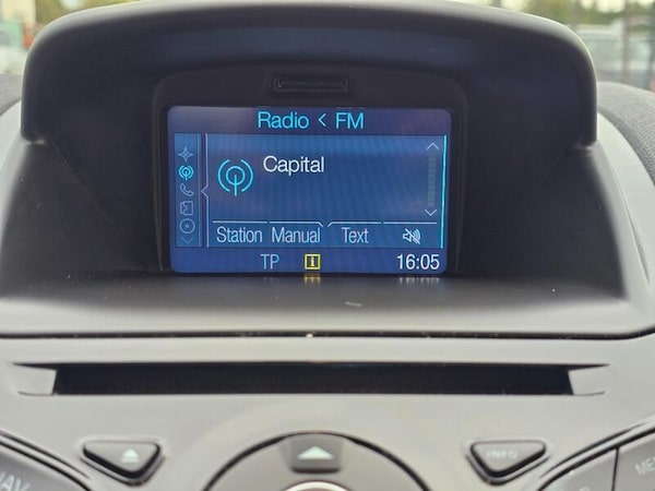 Used Ford Fiesta 2015 for sale - 76239241: Photo 30