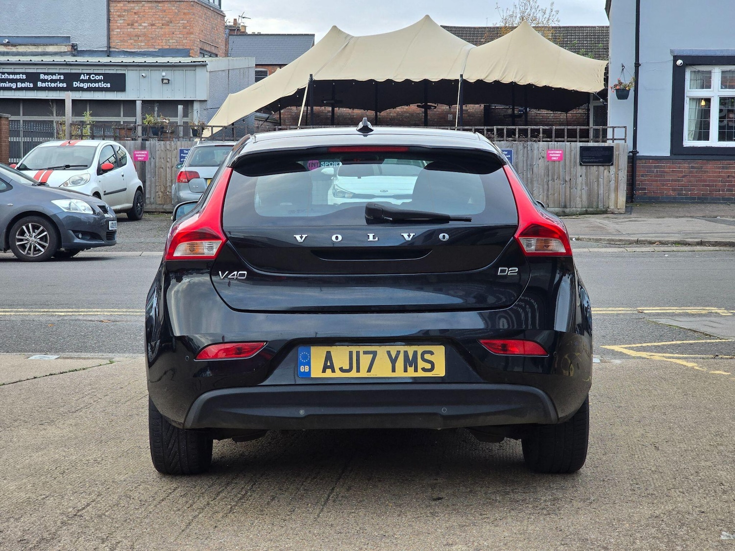 Used Volvo V40 2017 for sale - 76572503: Photo 6