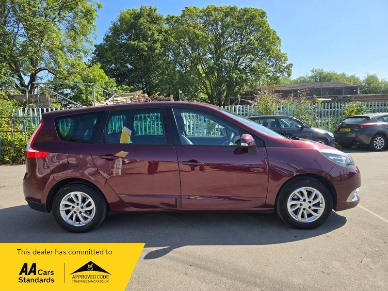 Used Renault Grand Scenic 2014 for sale - 76572152: Photo 13