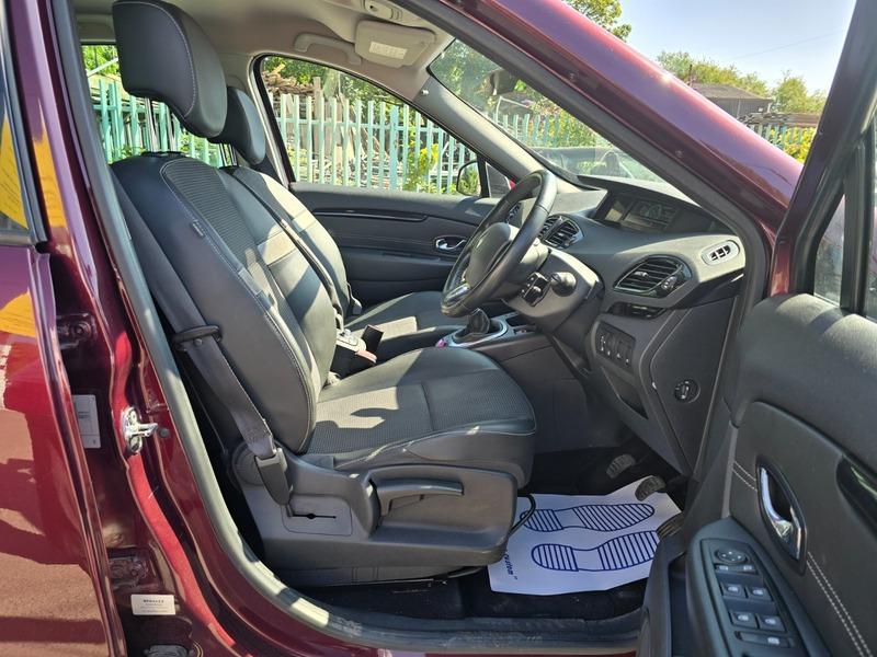 Used Renault Grand Scenic 2014 for sale - 76572152: Photo 14
