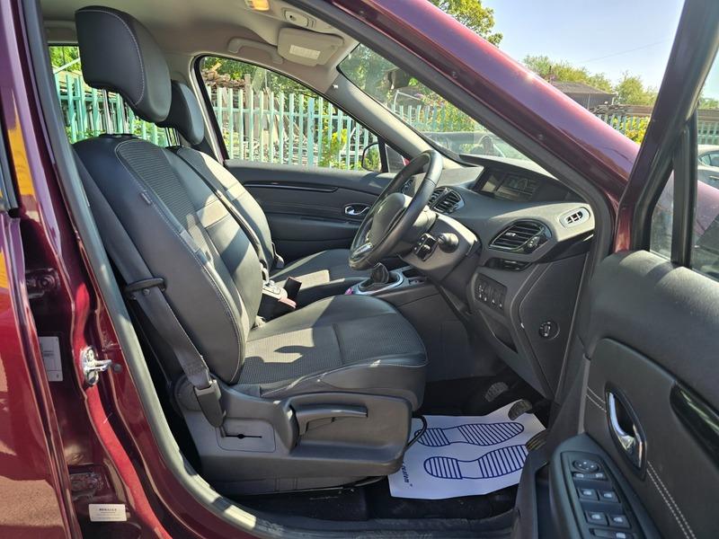 Used Renault Grand Scenic 2014 for sale - 76572152: Photo 15