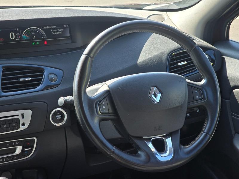 Used Renault Grand Scenic 2014 for sale - 76572152: Photo 18