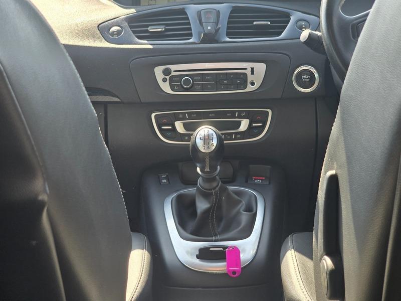 Used Renault Grand Scenic 2014 for sale - 76572152: Photo 47