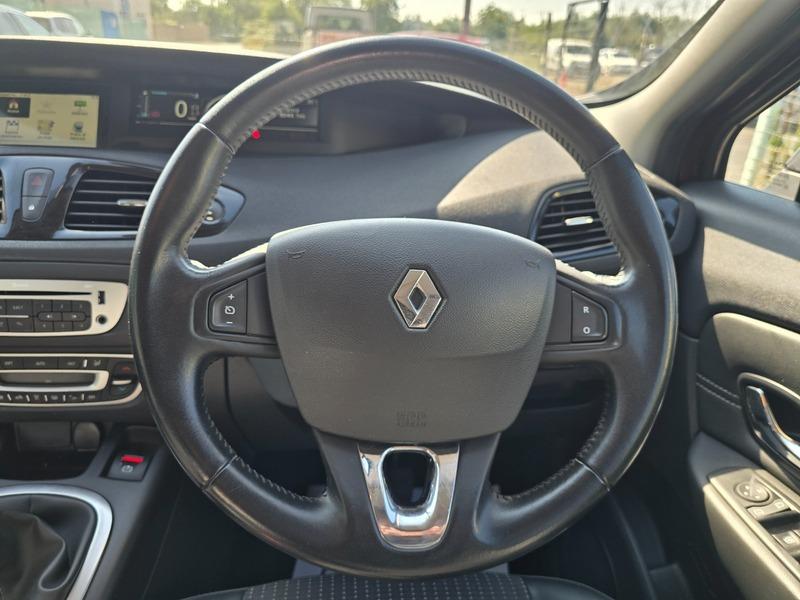 Used Renault Grand Scenic 2014 for sale - 76572152: Photo 7