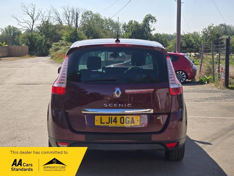 Used Renault Grand Scenic 2014 for sale - 76572152: Photo 9