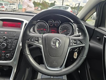 Used Vauxhall Astra GTC 2013 for sale - 75781756: Photo