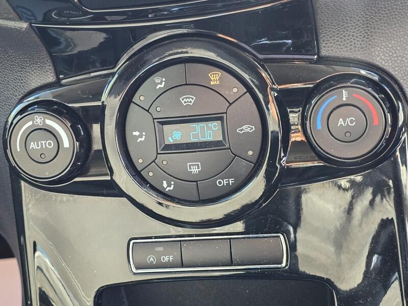 Used Ford Fiesta 2013 for sale - 76001673: Photo 28