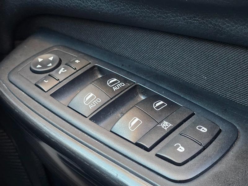 Used Jeep Cherokee 2015 for sale - 76572078: Photo 26