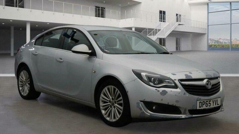 Used Vauxhall Insignia 2015 for sale - 76727412: Photo 1