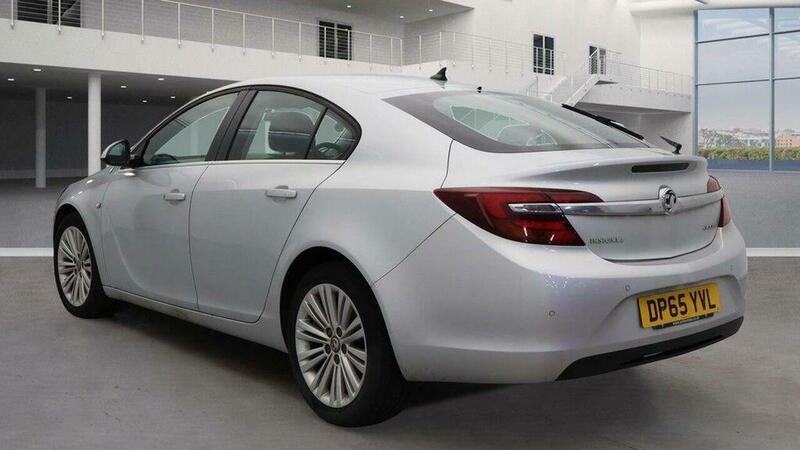 Used Vauxhall Insignia 2015 for sale - 76727412: Photo 4