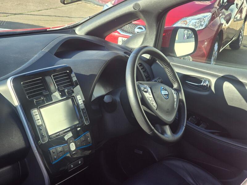 Used Nissan Leaf 2017 for sale - 77468540: Photo 17