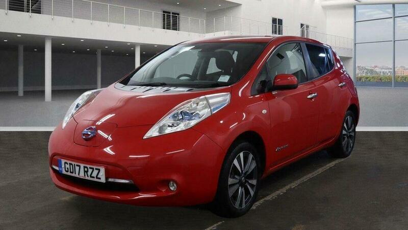 Used Nissan Leaf 2017 for sale - 77468540: Photo 2