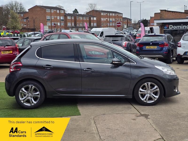 Used Peugeot 208 2014 for sale - 78058422: Photo 10