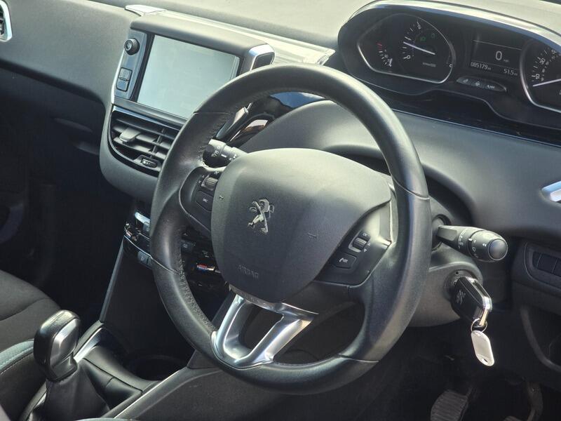 Used Peugeot 208 2014 for sale - 78058422: Photo 15