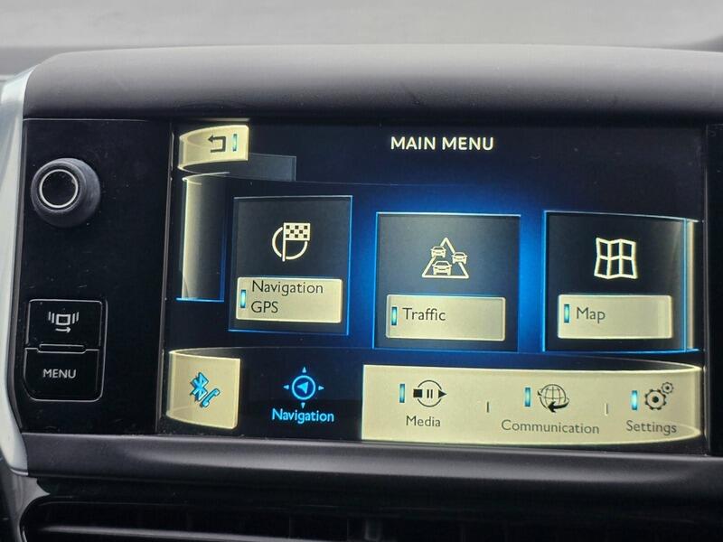 Used Peugeot 208 2014 for sale - 78058422: Photo 25