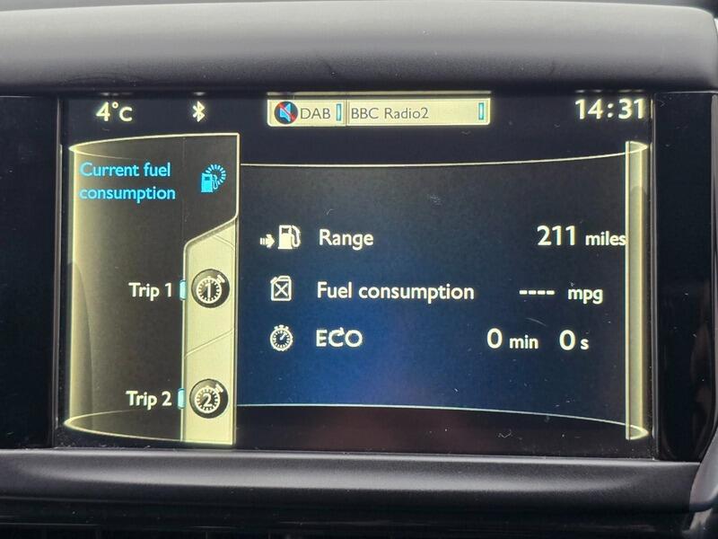 Used Peugeot 208 2014 for sale - 78058422: Photo 30