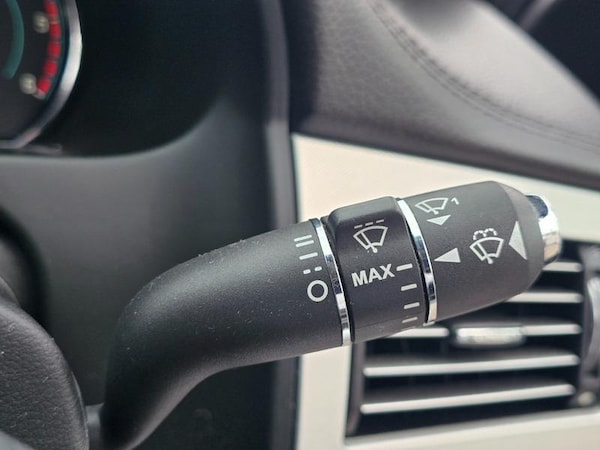 Used Jaguar XF 2012 for sale - 74520884: Photo 14