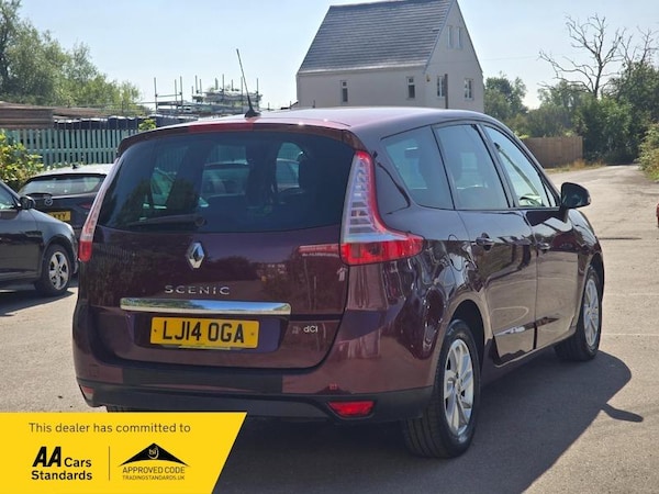 Used Renault Grand Scenic 2014 for sale - 75198602: Photo 10