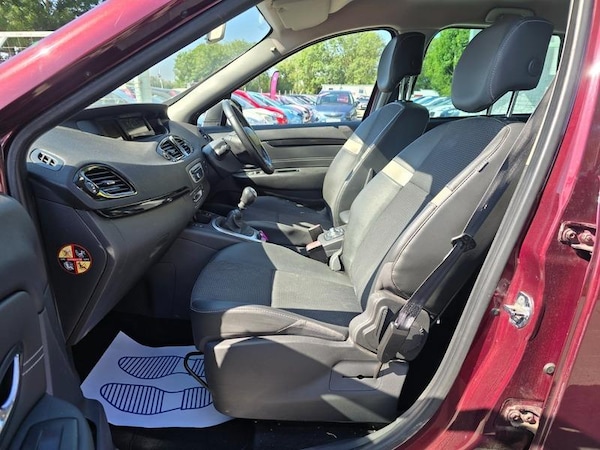 Used Renault Grand Scenic 2014 for sale - 75198602: Photo 19