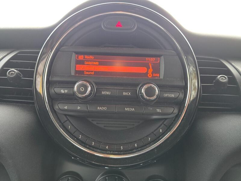 Used MINI Hatch 2017 for sale - 76370933: Photo 24