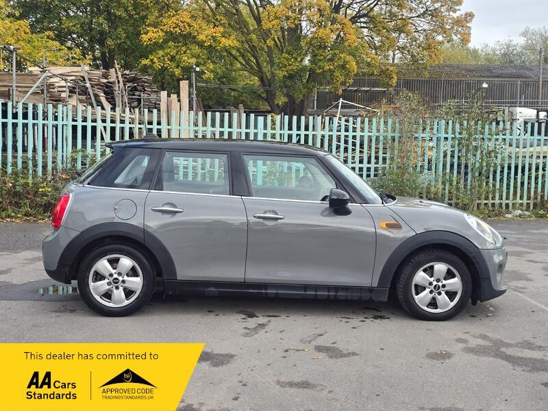 Used MINI Hatch 2017 for sale - 76370933: Photo 9