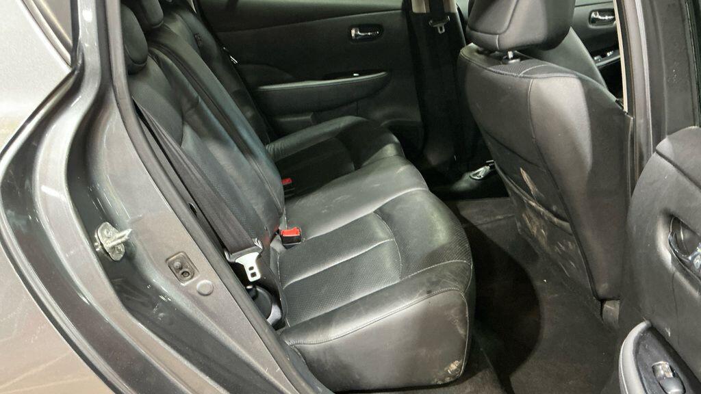 Used Nissan Leaf 2015 for sale - 77940201: Photo 9