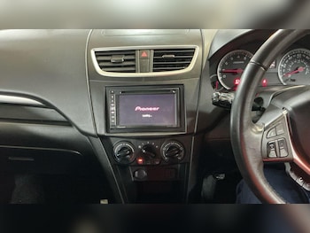 Used Suzuki Swift 2015 for sale - 77377260: Photo