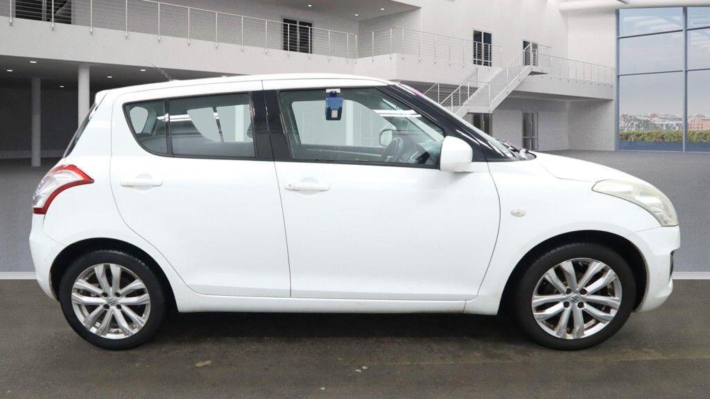 Used Suzuki Swift 2015 for sale - 77377260: Photo 4